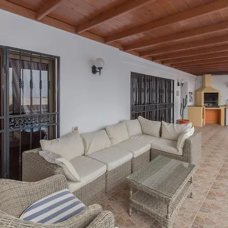 Graceful Puerto Del Carmen 5 Bedrooms Vega Del Carmen Distant Sea Views