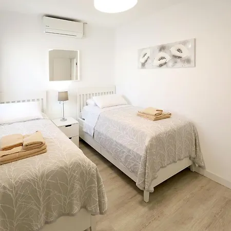 Вілла Graceful 5 Bedrooms Vega Del Carmen