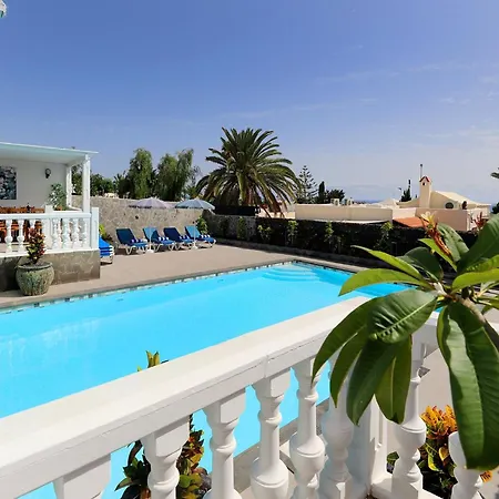 Graceful 5 Bedrooms Vega Del Carmen * Пуерто-дель-Кармен